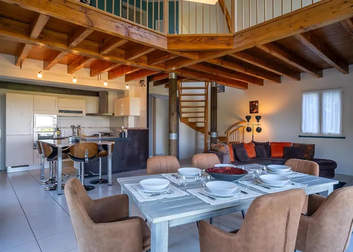 4 Etoiles - 3 - 6 Personnes - Nature, Campagne, Confort Moderne, Charme, Jardin Et Vue Exceptionnelle - Proche Willa Martel